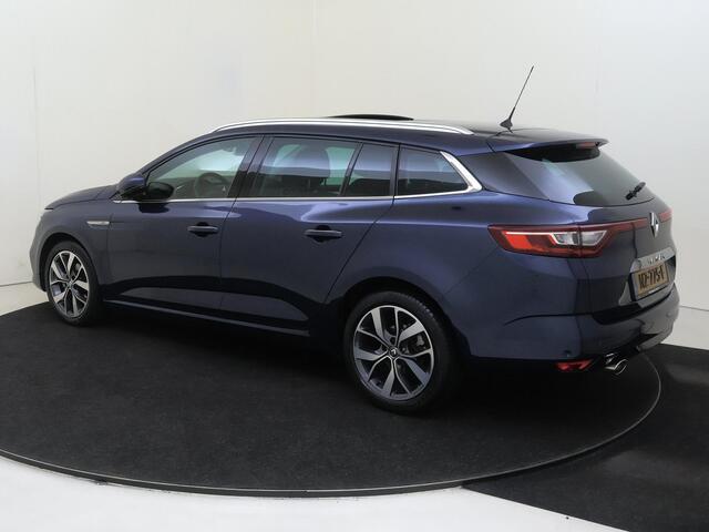 Renault MEGANE Estate 1.2 TCe Bose | Panorama schuifdak | Head-up display | Achteruitrijcamera