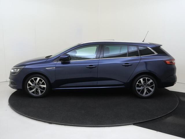Renault MEGANE Estate 1.2 TCe Bose | Panorama schuifdak | Head-up display | Achteruitrijcamera