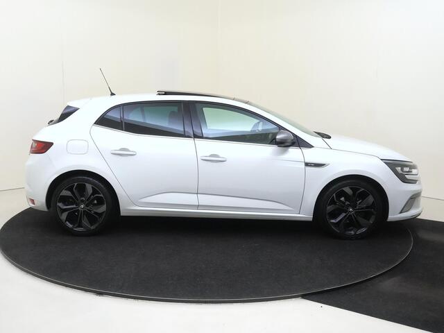 Renault MEGANE 1.3 TCe GT-Line | Navigatie | Elektrisch schuifdak | Trekhaak | Climate controle | Camera