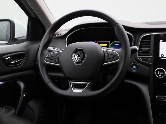 Renault MEGANE Estate 1.6 E-Tech Plug-in Hybrid 160 Intens | Stoelverwarming | Full-Map Navigatie | PDC Voor+Achter | 10" Digitaal Instrumentarium | Keyless | LED Pure Vision | Licht- & Regensensor | 16" LMV 'Celsium' | Cruise Control & Snelheidsbegrenzer | Apple Carplay & Android Auto