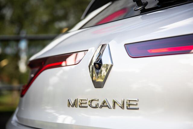 Renault MEGANE 1.2 TCe Bose , Massage, Achteruitrijcamera, Keyless