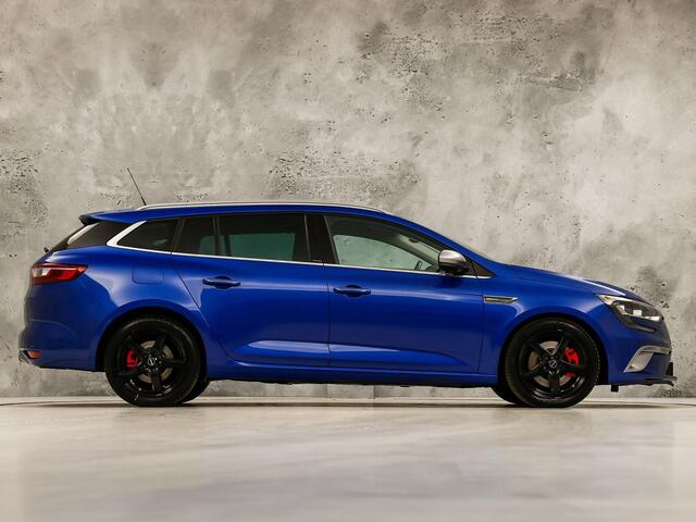 Renault MEGANE Estate 1.6 TCe GT 205Pk Automaat (VIRTUAL COCKPIT, GROOT NAVI, KUIPSTOELEN, HEAD-UP DISPLAY, CAMERA, ADAPTIVE CRUISE, BOSE, STOELVERWARMING, NIEUWSTAAT)