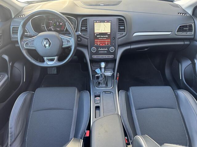 Renault MEGANE Estate 1.3 TCe Bose | Schuif-/kanteldak | Stoelverwarming | Trekhaak | Achteruitrijcamera |