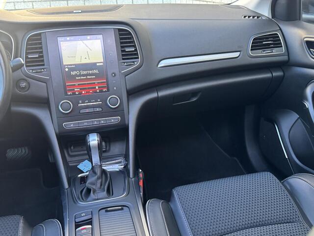 Renault MEGANE Estate 1.3 TCe Bose | Schuif-/kanteldak | Stoelverwarming | Trekhaak | Achteruitrijcamera |
