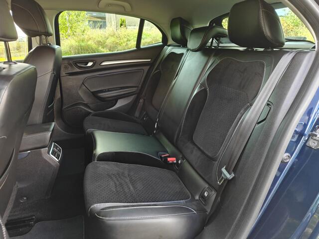 Renault MEGANE 1.3 TCe Limited AUTOMAAT | CRUISE | HAAK | NAVI | CAMERA | BOSE |