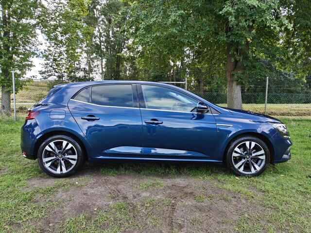 Renault MEGANE 1.3 TCe Limited AUTOMAAT | CRUISE | HAAK | NAVI | CAMERA | BOSE |