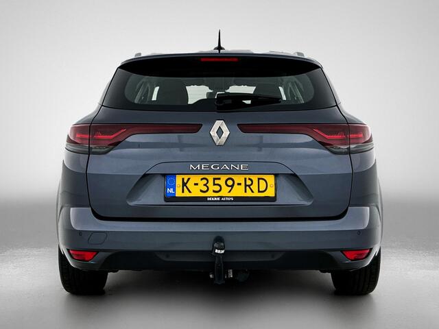 Renault MEGANE Estate Automaat 1.3 TCe 141PK Zen / Trekhaak / 1700kg trekgewicht / Navigatie / Pdc.A / Airco-ecc./ Xenon / Apk nieuw
