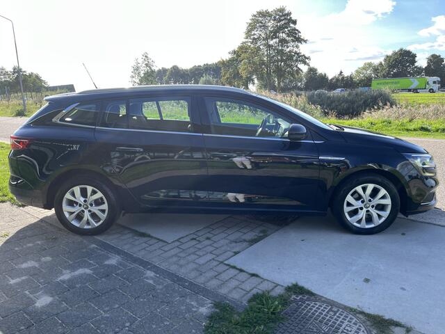 Renault MEGANE Estate 1.3 TCe 140PK Limited / Dealer onderhouden / Automaat / Camera / Apple Carplay / Android Auto / Stoelverw. /