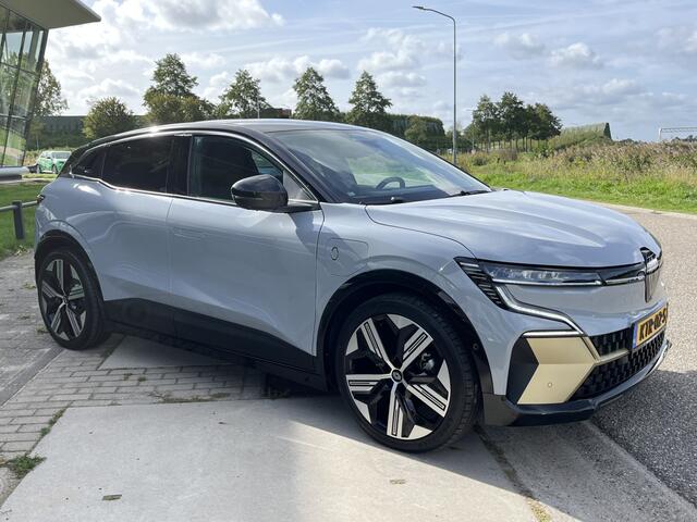 Renault MEGANE E-Tech EV60 Optimum Charge Iconic 220PK / 360 Camera / Winter pakket / Harman Kardon / Warmtepomp /