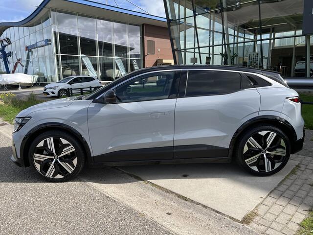 Renault MEGANE E-Tech EV60 Optimum Charge Iconic 220PK / 360 Camera / Winter pakket / Harman Kardon / Warmtepomp /