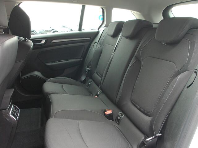 Renault MEGANE Estate 1.3 TCe Business Zen, Trekhaak / Carplay + Android Auto / Camera + Sensoren / Keyless / Full LED.