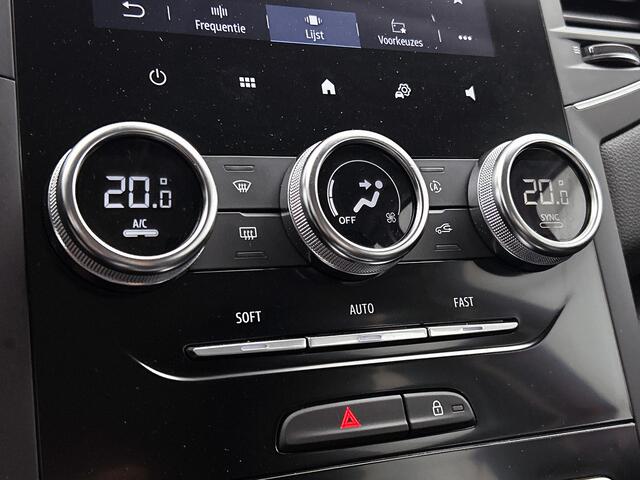 Renault MEGANE 1.3 TCe 141PK 5Drs. Business Zen / Airco-ecc./ Navigatie / Radio multimedia / Cruisecontrol / Apk 07-2027