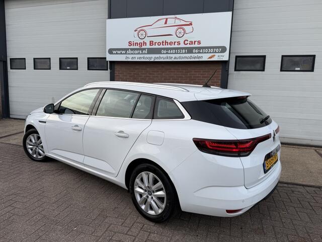 Renault MEGANE Estate 1.6 ET PH 160 Eq. CARPLAY CAMERA INRUIL MOG!! – foto 3