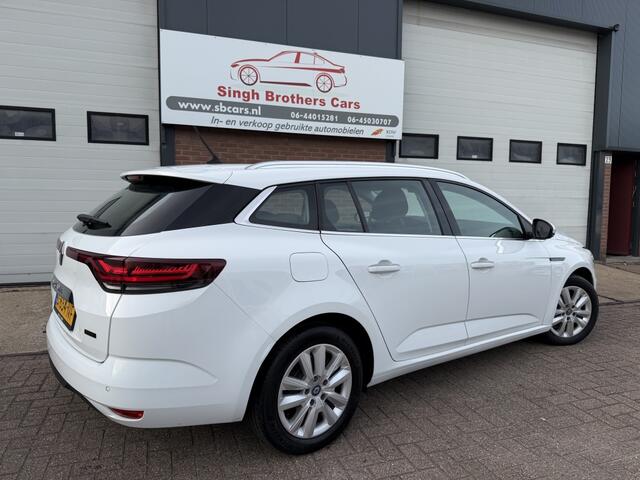 Renault MEGANE Estate 1.6 ET PH 160 Eq. CARPLAY CAMERA INRUIL MOG!! – foto 4
