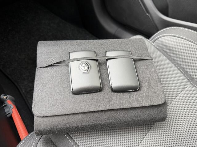 Renault MEGANE Estate 1.6 ET PH 160 Eq. CARPLAY CAMERA INRUIL MOG!! – foto 10