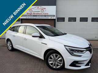 Renault MEGANE Estate 1.6 ET PH 160 Eq. CARPLAY CAMERA