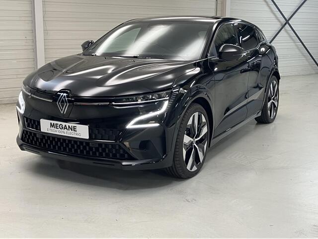Renault MEGANE E-Tech comfort range techno 60 kWh Warmtepomp / stuur en stoelverwarming / Blind Spot Warning / Around View Monitor camera / Draadloos Apple CarPlay en Android Auto