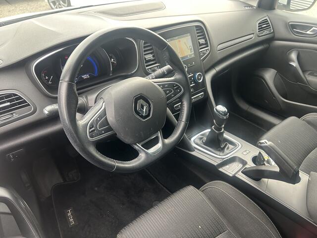 Renault MEGANE Estate 1.2 TCe Limited | Nieuw Binnen! | Stoelverwarming | Navi | Xenon – foto 4