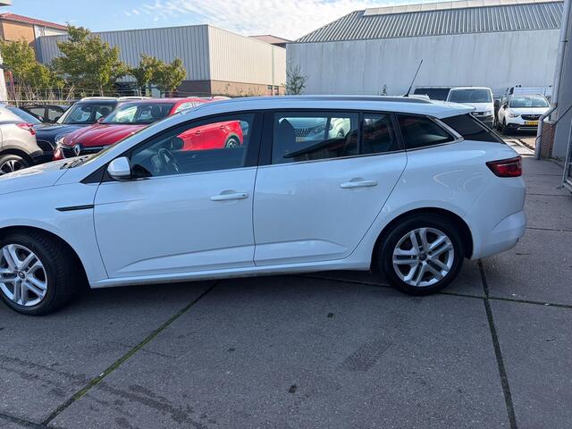 Renault MEGANE Estate 1.2 TCe Zen Airco, cruise, pdc achter, trekhaak – foto 4