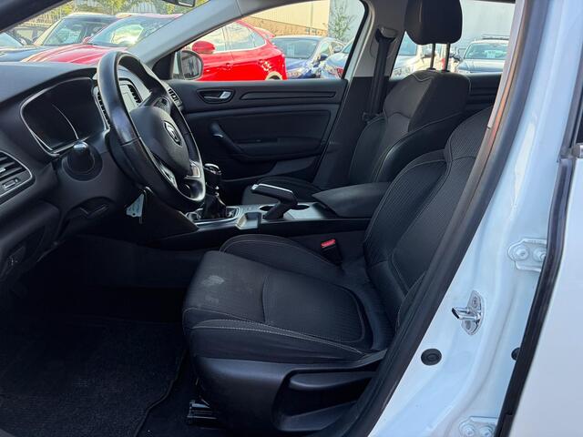Renault MEGANE Estate 1.2 TCe Zen Airco, cruise, pdc achter, trekhaak – foto 10
