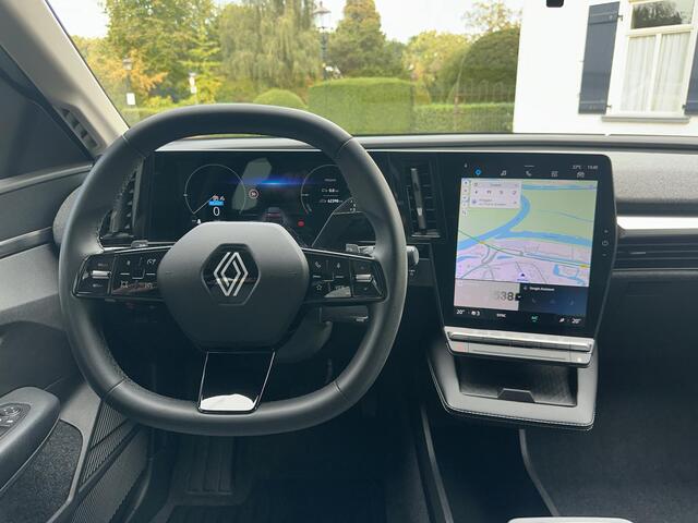 Renault MEGANE E-Tech EV60 Optimum Charge Evolution | Camera en parkeer sensoren voor & achter | Warmtepomp | SoH 94% | Google built-in navigatie | – foto 4