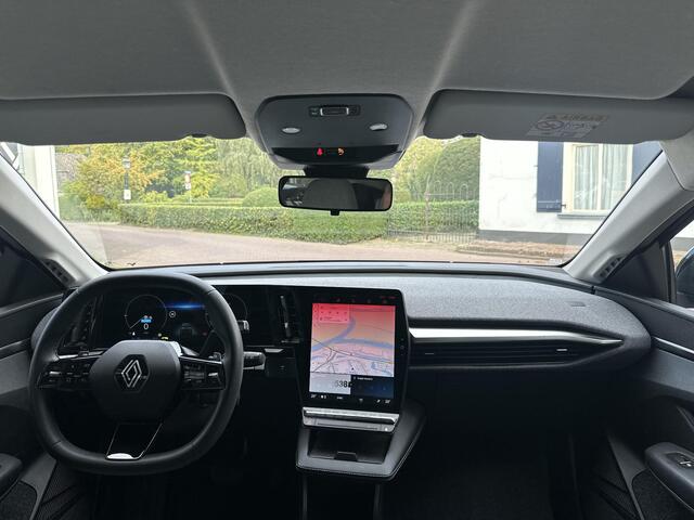 Renault MEGANE E-Tech EV60 Optimum Charge Evolution | Camera en parkeer sensoren voor & achter | Warmtepomp | SoH 94% | Google built-in navigatie | – foto 5