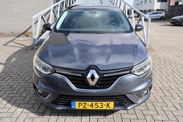 Renault MEGANE 1.2 TCe Limited Nederlandse auto/Navigatie/Cruise control/Climate control/Parkeersensoren/Bluetooth – foto 5