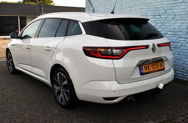Renault MEGANE Estate 1.5 dCi Bose trh massage egtg – foto 3
