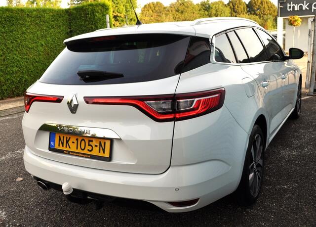 Renault MEGANE Estate 1.5 dCi Bose trh massage egtg – foto 4