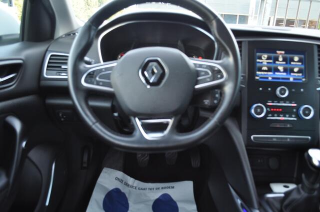 Renault MEGANE Estate 1.5 dCi Bose trh massage egtg – foto 9