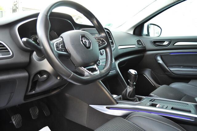 Renault MEGANE Estate 1.5 dCi Bose trh massage egtg – foto 10