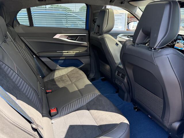 Renault Rafale 1.2 E-Tech 4x4 plug-in hybrid 300 atelier Alpine | Solarbay | Head-up | Harman Kardon | tijdelijk gratis Top Afleverpakket twv Eur 695
