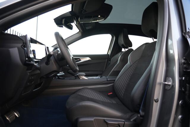 Renault Rafale 1.2 E-Tech 4x4 Plug-in Hybrid 300 Esprit Alpine 300pk Panoramadak/Stoelverwarming/Camera