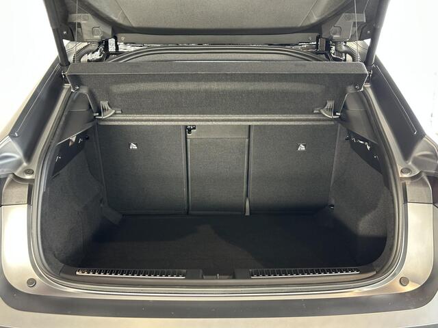 Renault Rafale 1.2 E-Tech full hybrid 200 esprit Alpine UIT VOORRAAD LEVERBAAR | 5 JAAR/100.000KM GARANTIE | PACK ELYSÉE | PACK PRIVILÈGE | PACK LIGHT & SOUND |