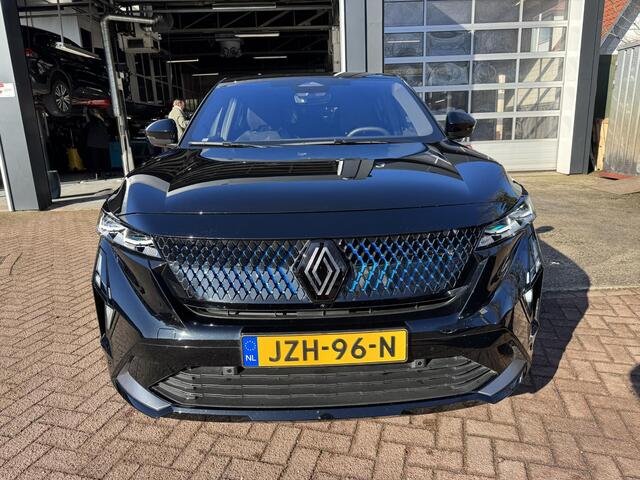 Renault Rafale 1.2 E-Tech 4x4 plug-in hybrid 300 esprit Alpine