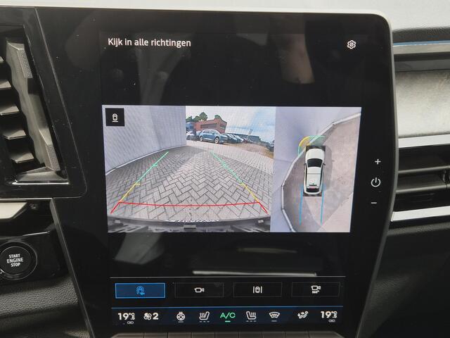 Renault Rafale 1.2 E-Tech 4x4 plug-in hybrid 300 atelier Alpine / Dealer onderhouden / Fabrieksgarantie tot 05-2027 / All season banden / Trekgewicht 1.500 kg / Head Up Display / Stuur- Stoel & Voorruitverwarming / Bose Audio Systeem / Elektrische achterklep / Panoramad