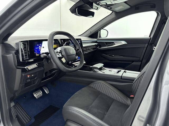 Renault Rafale 1.2 E-Tech 4x4 plug-in hybrid 300 esprit Alpine | Adaptive Cruise Control met Stuurhulp | Airco Automatisch | All Seasonbanden | Apple Carplay/Android Carplay | 4Control | Camera 360 | Draadloze Oplader | Elektrische Achterklep | Stoel- en Stuurverwarming