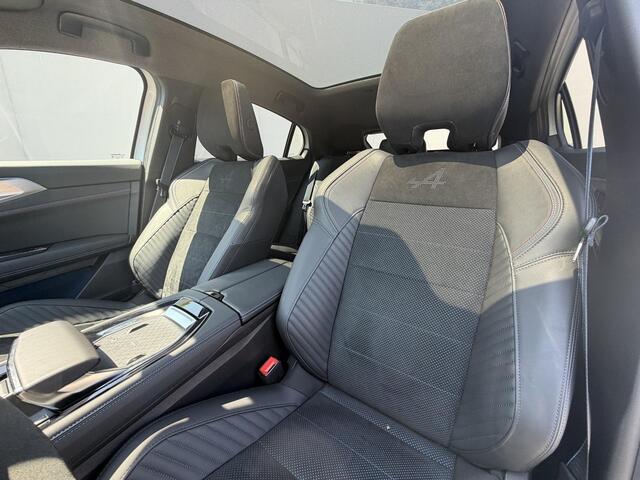 Renault Rafale E-Tech 4x4 plug-in hybrid 300 esprit Alpine / Panoramadak / Fabrieksgarantie tot 9-2027 / Head up display / Harman&Kardon / 360 camera / Elektr. stoelen + massage / Adaptieve Cruise / Dodehoek Detectie /