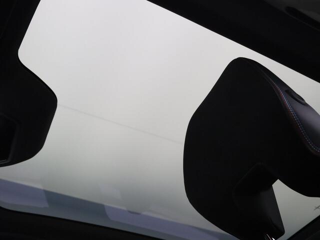 Renault Rafale 300pk E-Tech 4x4 plug-in hybrid atelier Alpine Harman Kardon | Panoramadak