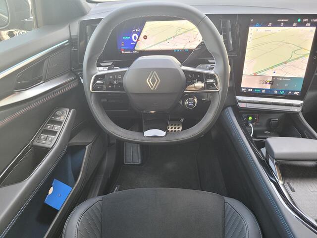 Renault Rafale 1.2 E-Tech full hybrid 200 esprit Alpine | Demo | Panoramadak | Trekhaak | Harman Kardon | 360 graden camera | 4 control | Winter pakket |