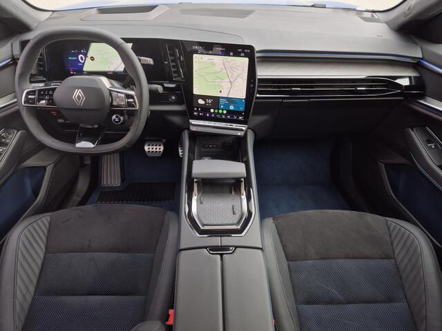 Renault Rafale E-Tech 4x4 plug-in full hybrid 300 esprit Alpine / Fabrieksgarantie tot 09-2027 / Panoramadak / All-season banden / Trekgewicht 1.500 kg / Head Up Display / 360 Camera / Stoel-/Voorruit-/Stuurwiel Verwarmd / Apple Carplay Android Auto / Adpatieve Cruise /