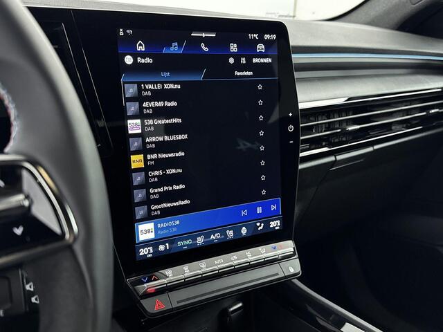 Renault Rafale 1.2 E-Tech 4x4 plug-in hybrid 300 esprit Alpine | Adaptive Cruise Control met Stuurhulp | Airco Automatisch | All Seasonbanden | Apple Carplay/Android Carplay | 4Control | Camera 360 | Draadloze Oplader | Elektrische Achterklep | Stoel- en Stuurverwarming | Keyless Entry |