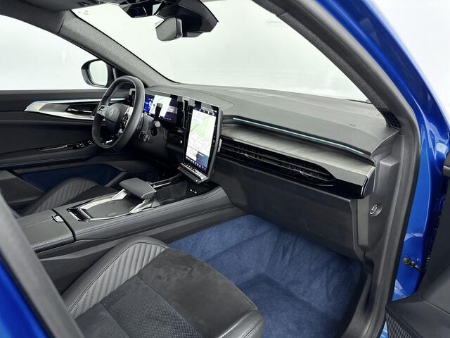 Renault Rafale 1.2 E-Tech 4x4 plug-in hybrid 300Pk esprit Alpine | Google Navigatie | Apple & Android Carplay | 4 Control | Parkeersensoren Voor & Achter | 360 Camera | Stoel, Stuurverwarming | Keyless Entry |