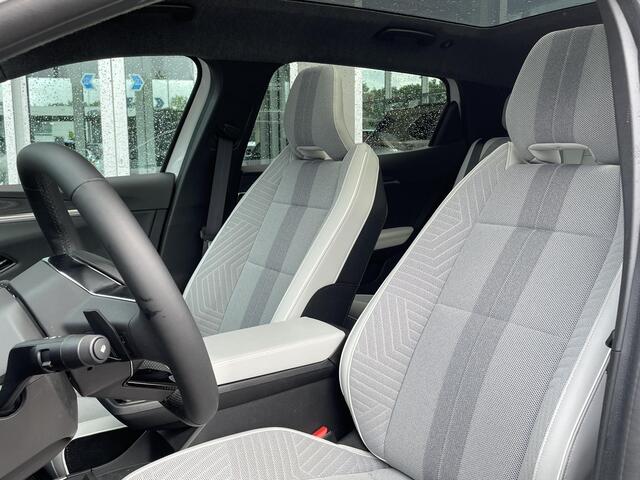 Renault SCENIC E-Tech EV 87kw Long Range Icon | 360° Rondomzichtcamera | Panoramadak
