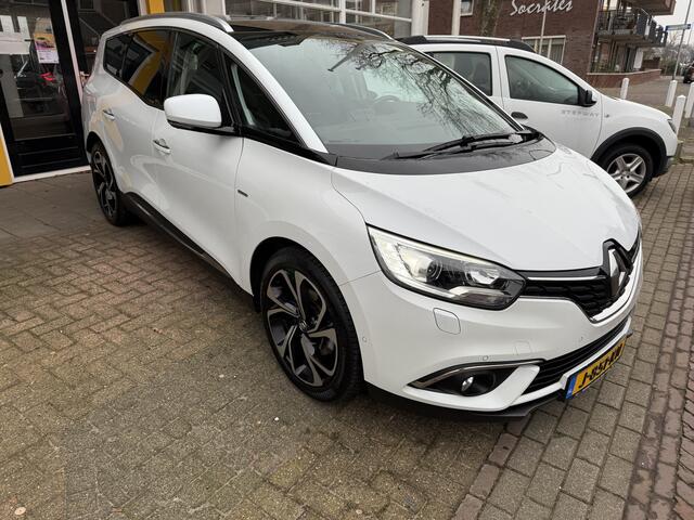 Renault SCENIC 1.3 TCe Bose CAMERA PANORAMADAK TREKHAAK AIRCO PDC AUTOM IN PARKEREN