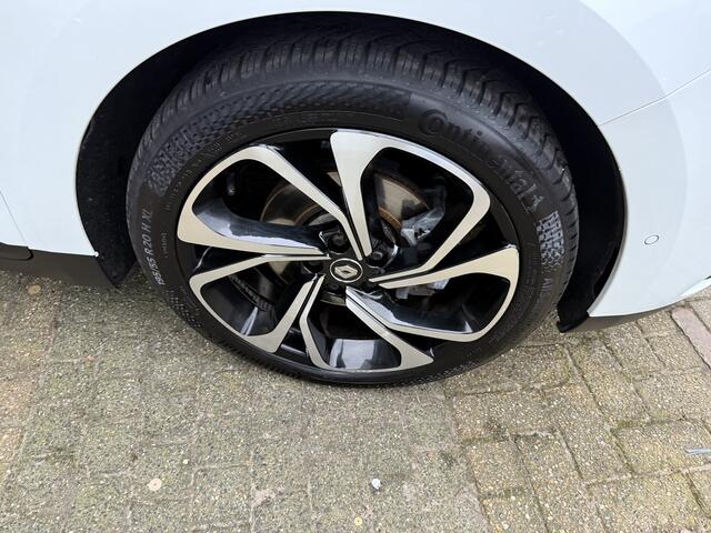 Renault SCENIC 1.3 TCe Bose CAMERA PANORAMADAK TREKHAAK AIRCO PDC AUTOM IN PARKEREN
