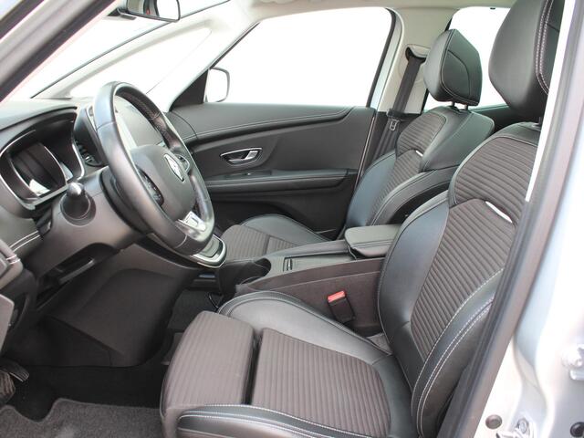 Renault SCENIC 1.3 TCe Bose AUTOMAAT / Trekhaak (1800 KG) / Stoelmassage Voor / Panoramadak / Navigatie + Apple Carplay/Android Auto / Keyless Entry & Start /