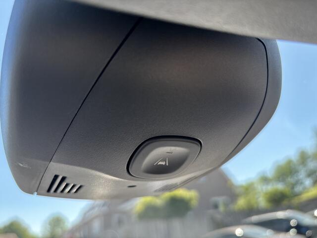 Renault SCENIC 1.2 TCe Bose Trekhaak / Panoramadak / Camera