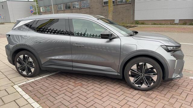 Renault SCENIC E-Tech EV60 comfort range techno