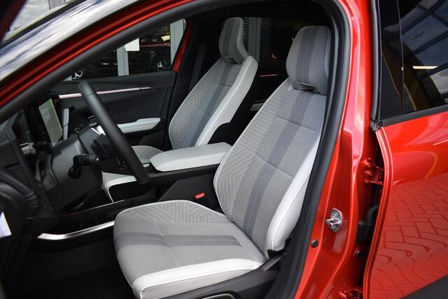 Renault SCENIC E-Tech EV87 long range iconic | SOLARBAY PANORAMISCHDAK | 360 CAMERA | STUUR/STOELVERWARMING | NAVI | HARMAN/KARDON |APPLECARPLAY/ANDROIDAUTO | CRUISE CONTROL | CLIMATE CONTROL | PDC | LMV